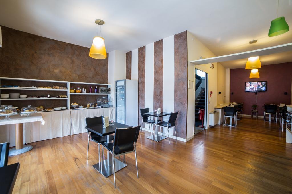 Hotel Astoria Fidenza Ngoại thất bức ảnh