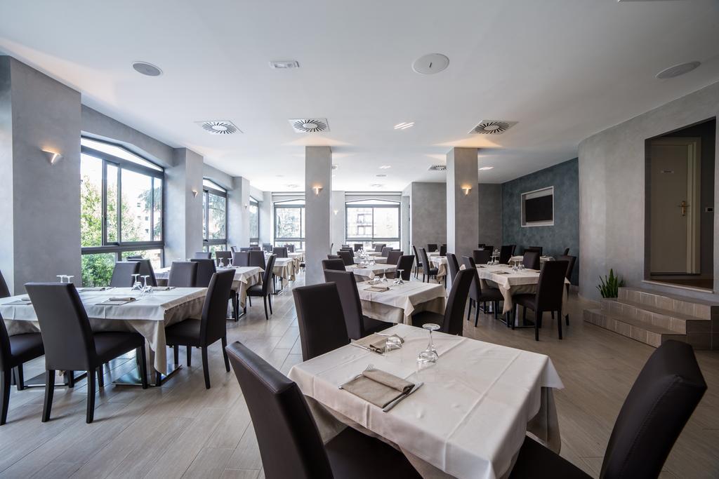 Hotel Astoria Fidenza Ngoại thất bức ảnh