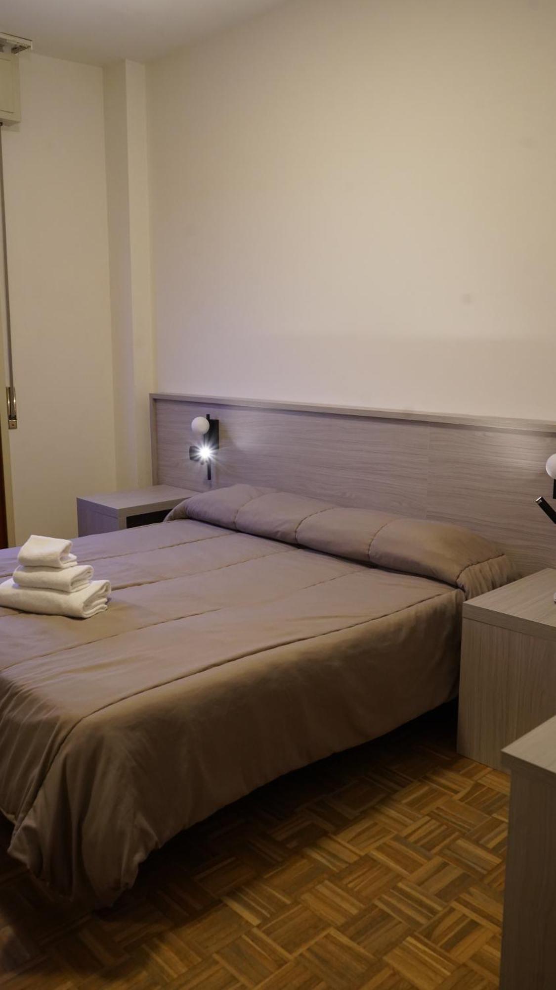 Hotel Astoria Fidenza Ngoại thất bức ảnh